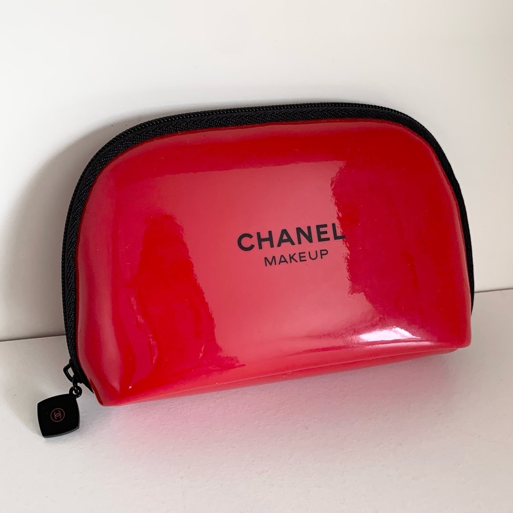 NWOT Chanel Red zippy pouch